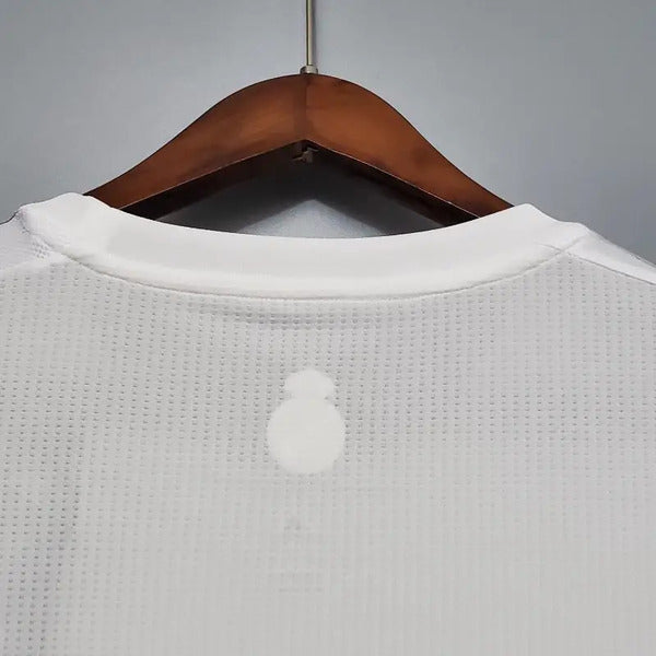 Real Madrid home 2015-16 Retor jersey image 5