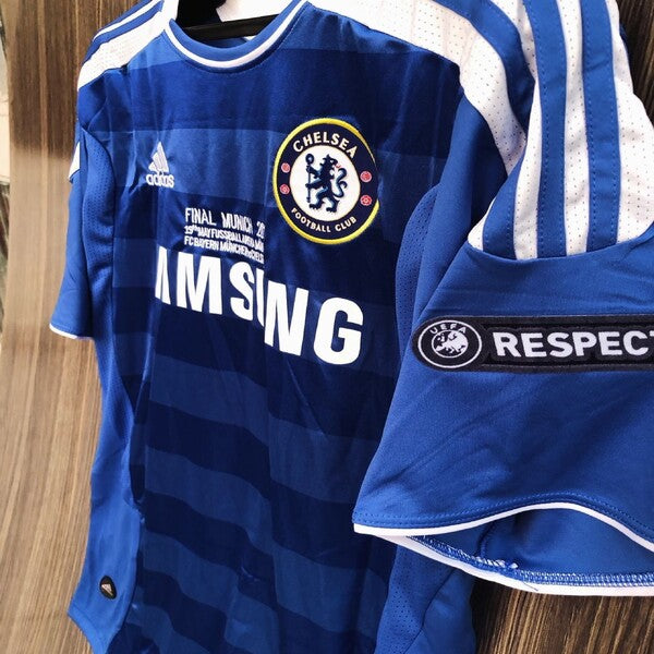 Chelsea Home 2012 Drogba Retro Jersey image 4