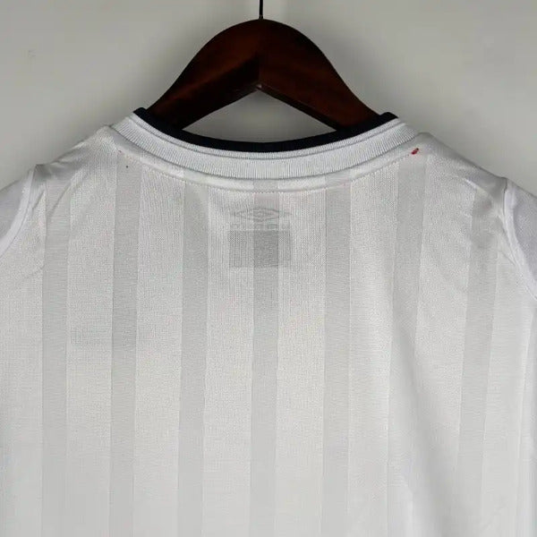 Buy England Home 2002 Football Retro jersey image 4