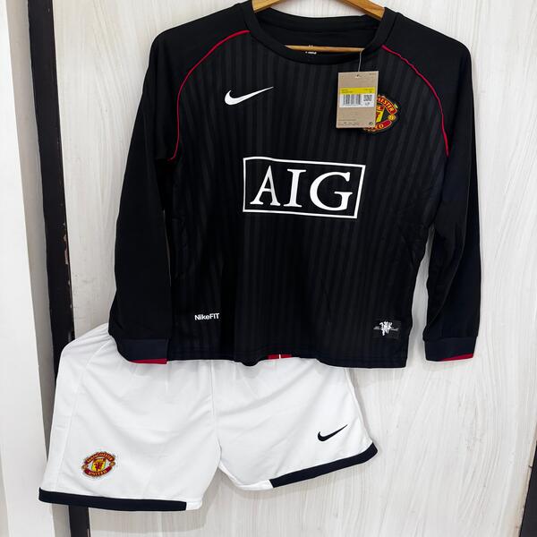 Buy Manchester United Away 2008 Full sleeves Retro Jersey Set image 0