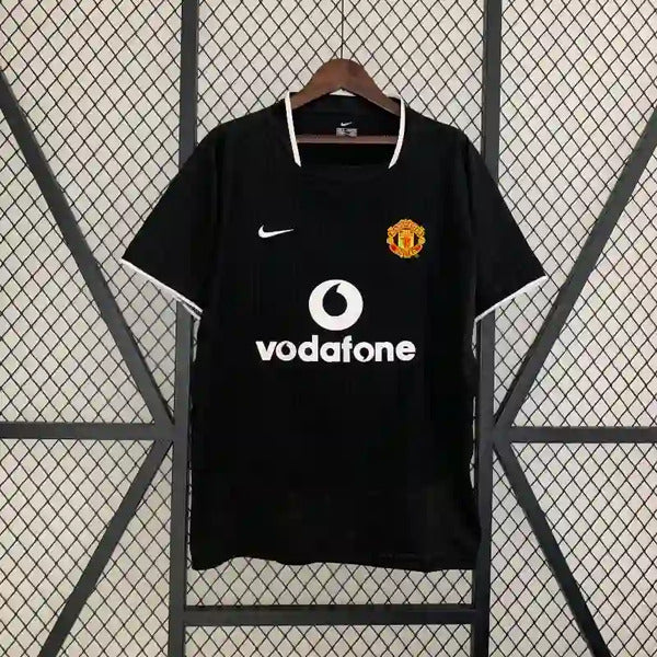 Buy Manchester United Retro 2003-04 Away Jersey image 0