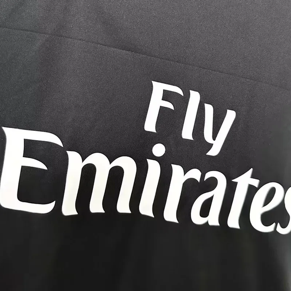 Real Madrid third 2016-17 retro jersey image 4