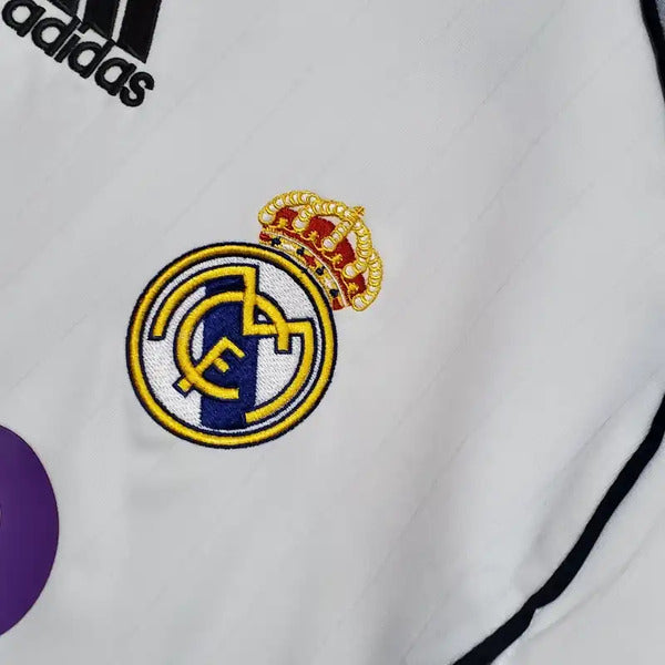 Real Madrid home 2006-07 Full Sleeves Retro jersey Customizable image 1