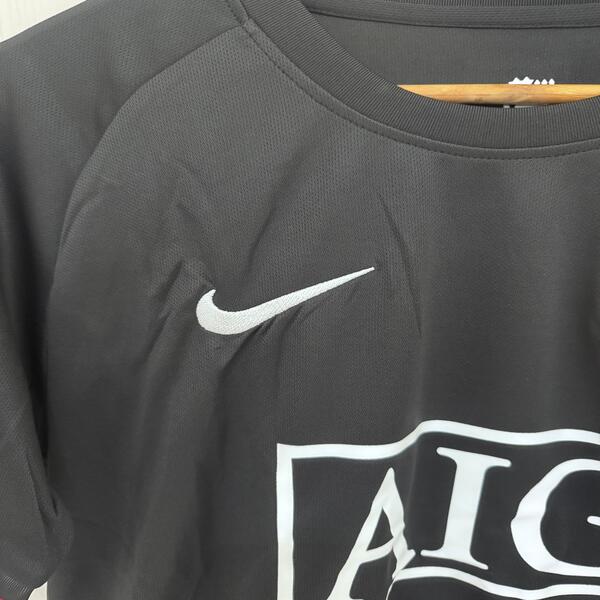 Buy Manchester United Away 2008 Retro Jersey Kit image 4