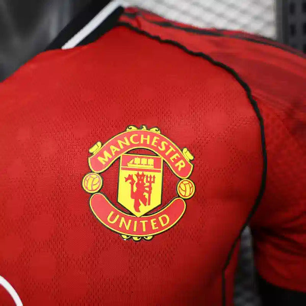 Buy Manchester United Home 2025-26 player version jersey image 2