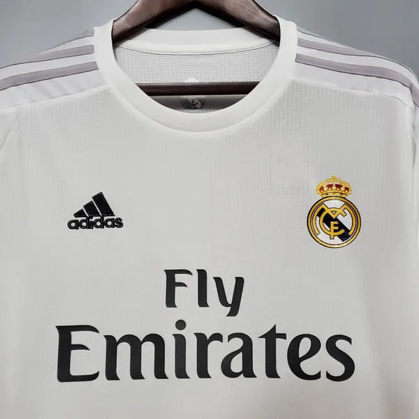 Real Madrid home 2015-16 Retor jersey image 3