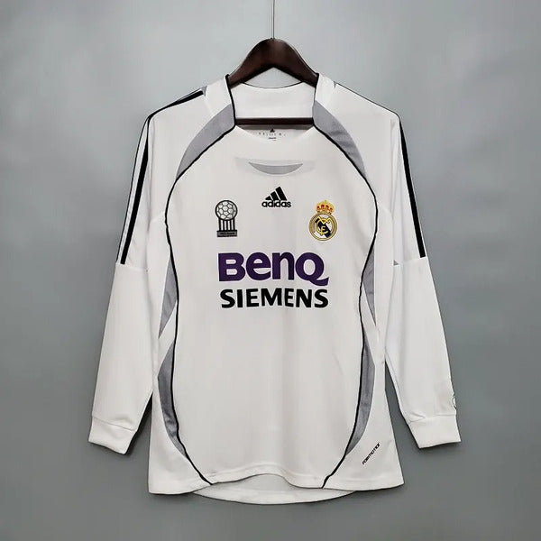 Real Madrid home 2006-07 Full Sleeves Retro jersey image 0