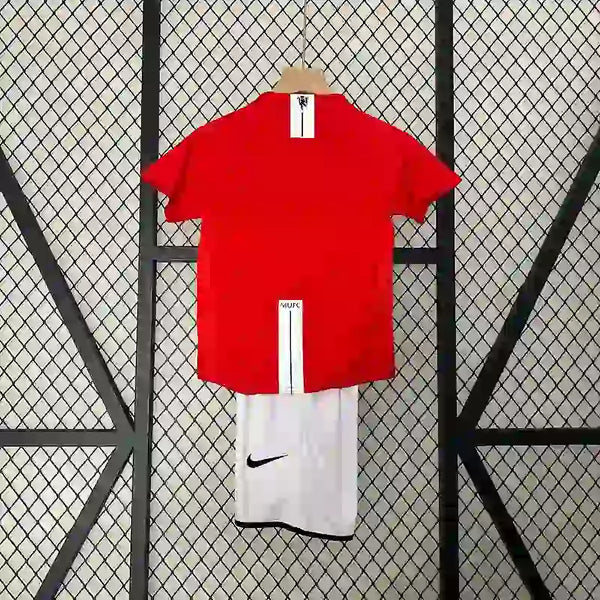 Buy Manchester United Home 2008 Kids jersey image 1