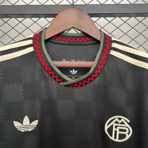 Bayern Munich Third 2025–26 Customizable Jersey image 1