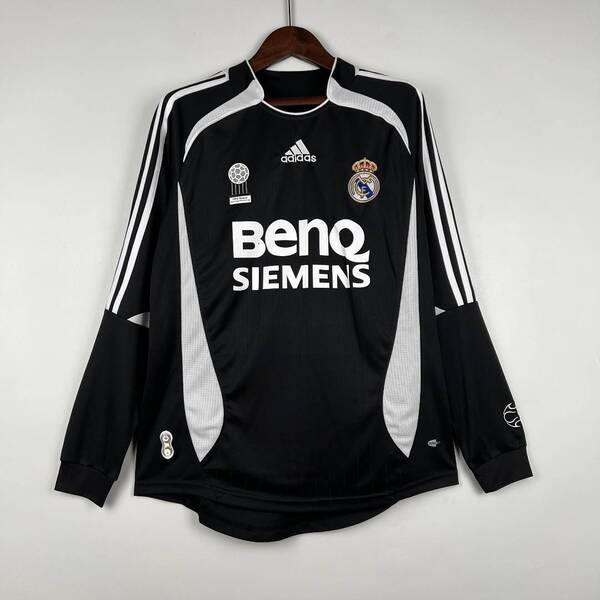 Real Madrid Away 2006-07 Full Sleeves Retro jersey image 0