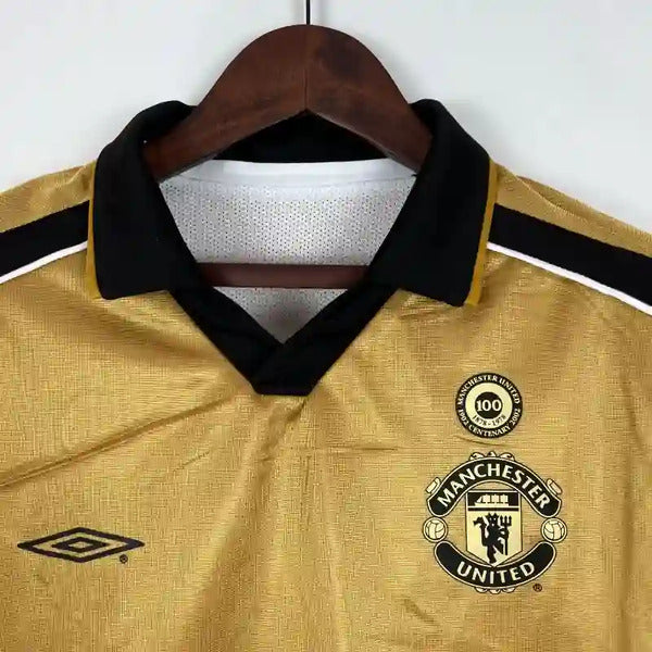 Manchester United 2001-02 Retro 100th Anniversary image 4