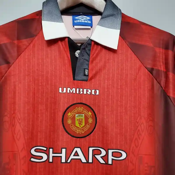 Manchester United Home 1996Retro jersey image 2