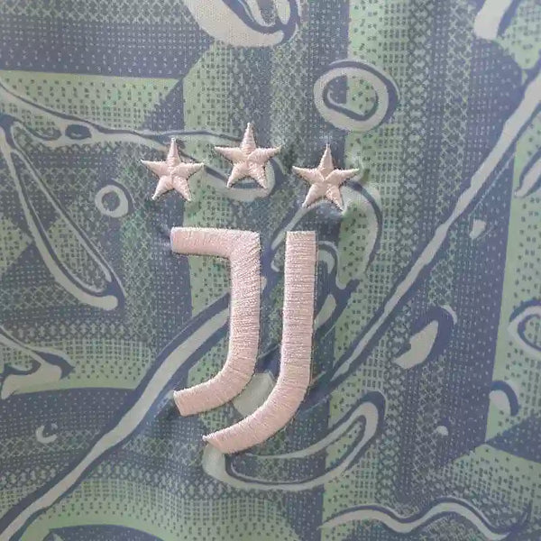 Buy Juventus Away 2025-26 jersey Customizable image 2